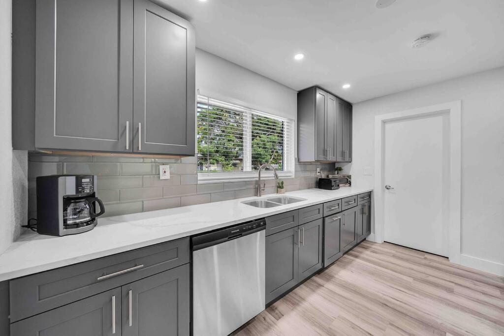 Sweet Escape 5 Br/2Ba Min From Airport And Beach Fort Lauderdale Eksteriør bilde
